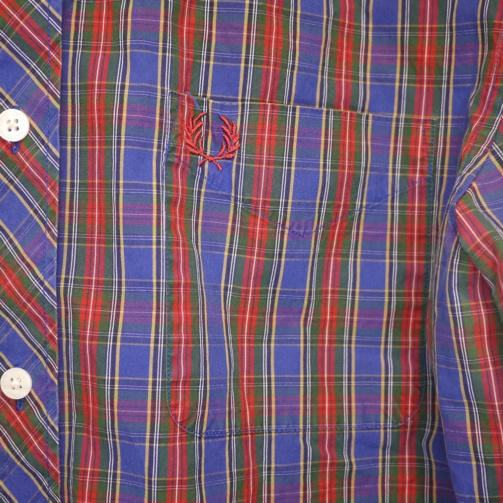 Fred Perry Button Up - Picture 3 of 5